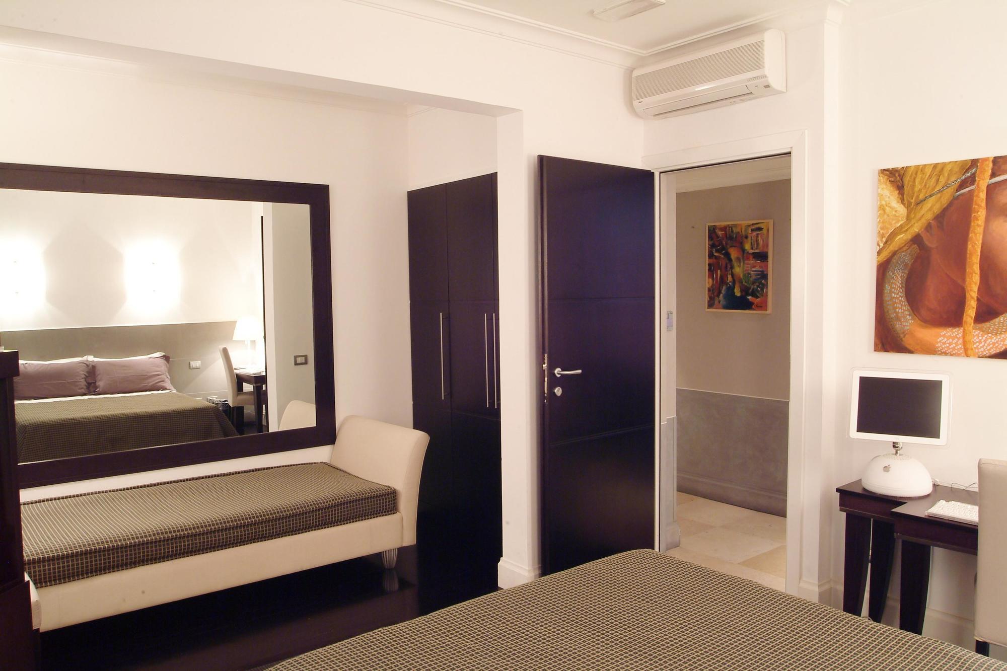 Residenza A -Via Veneto Fashion Rooms -Self Check-In Rome Buitenkant foto