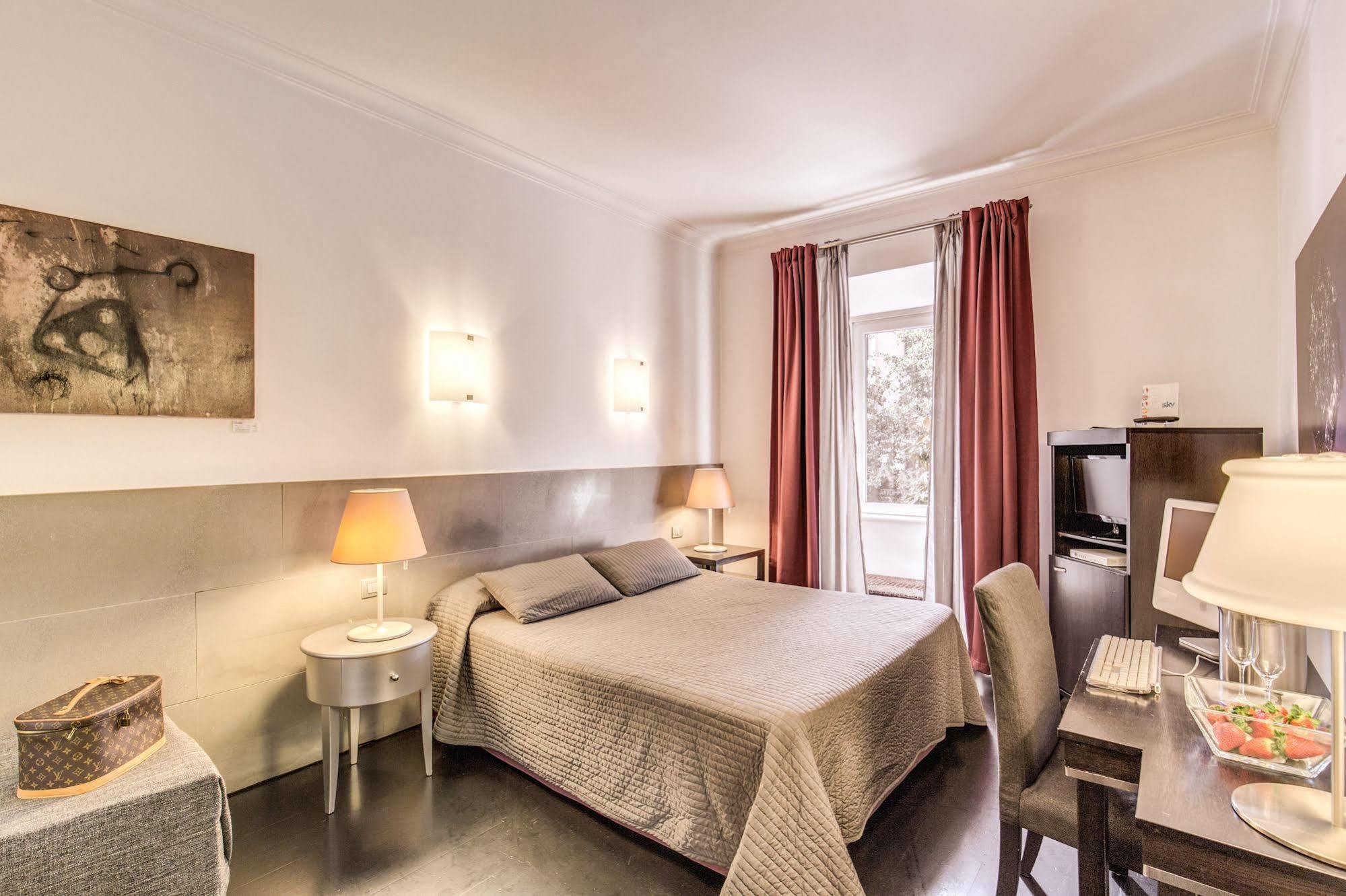 Residenza A -Via Veneto Fashion Rooms -Self Check-In Rome Buitenkant foto